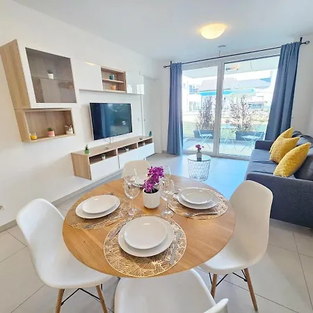 Apartman Cozy Retreat W Outdoor&parkind Space *